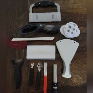 Pampered Chef Huge Lot